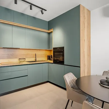 Aine Apartmán